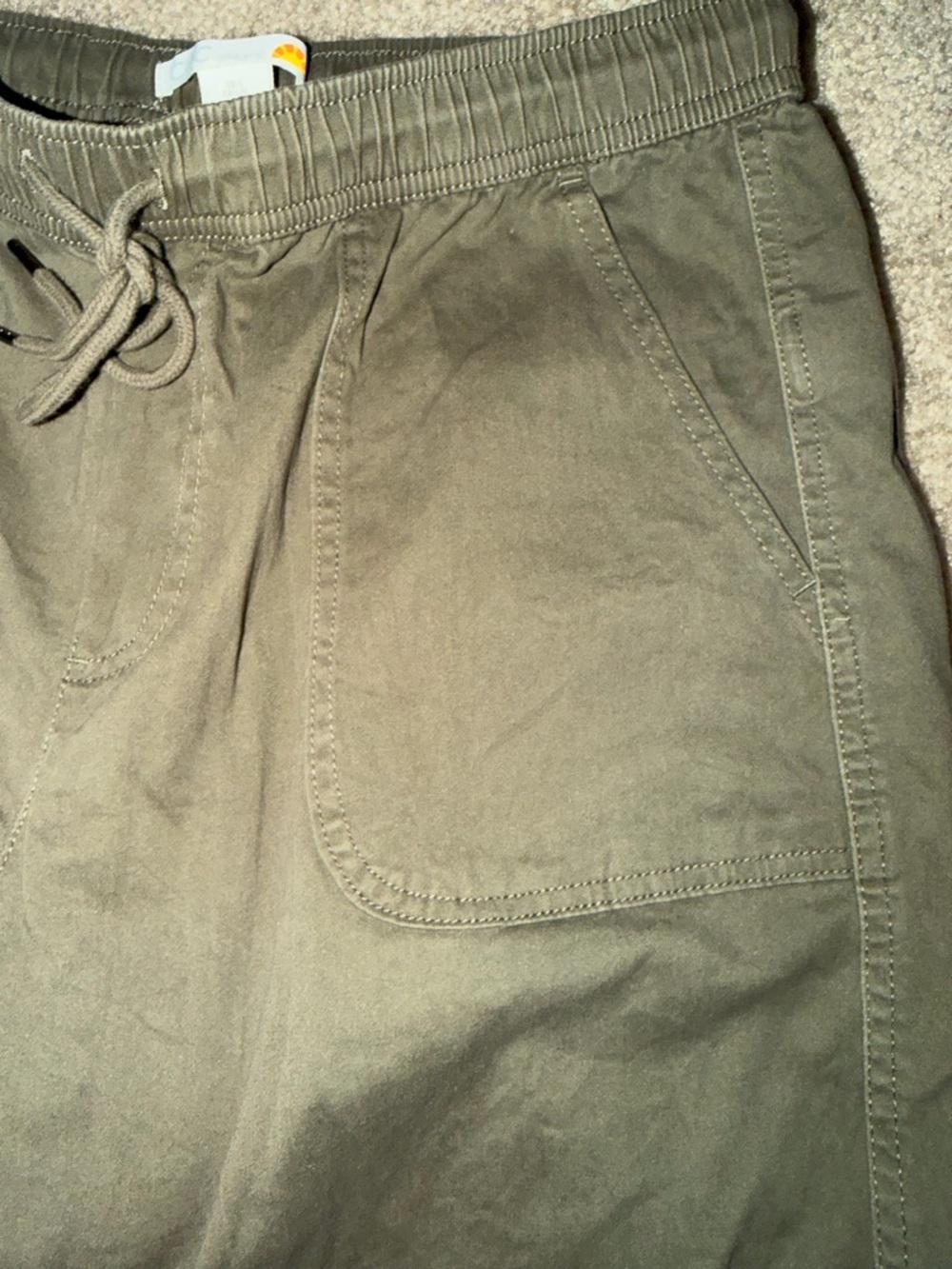 Green pants ! - Picture 2 of 3